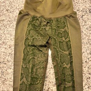 My Protein MP leggings